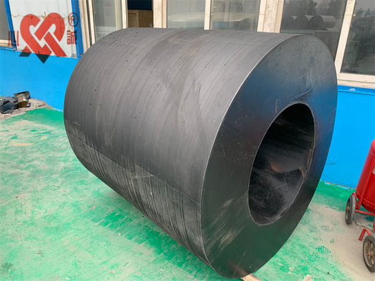 تثبيت محفوفة المسامير المطاطية الأسطوانية 10-1000kg الطول 1000-5000mm قابلة للتخصيص لتطبيقات الميناء والرصيف