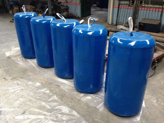 واقيات الرفارف البحرية من البولي يوريثين الرغوي المطاطي تتميز بمرونة ممتازة ومقاومة للإجهاد البيئي البحري