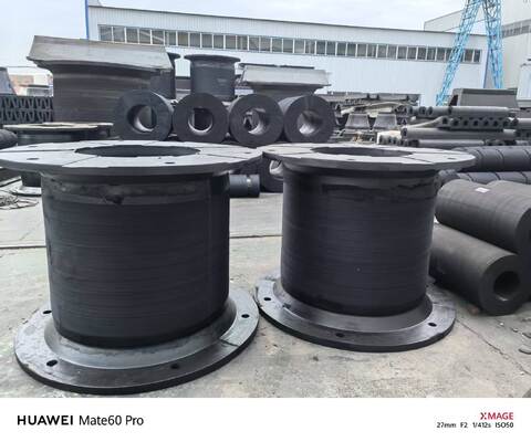 Bolted Or Welded Installation Black Cell Rubber Fender Ideal Solution for Protecting Marine Infrastructure and Vessels