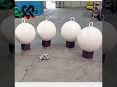 حفرة صغيرة الحجم مليئة بالرغوة